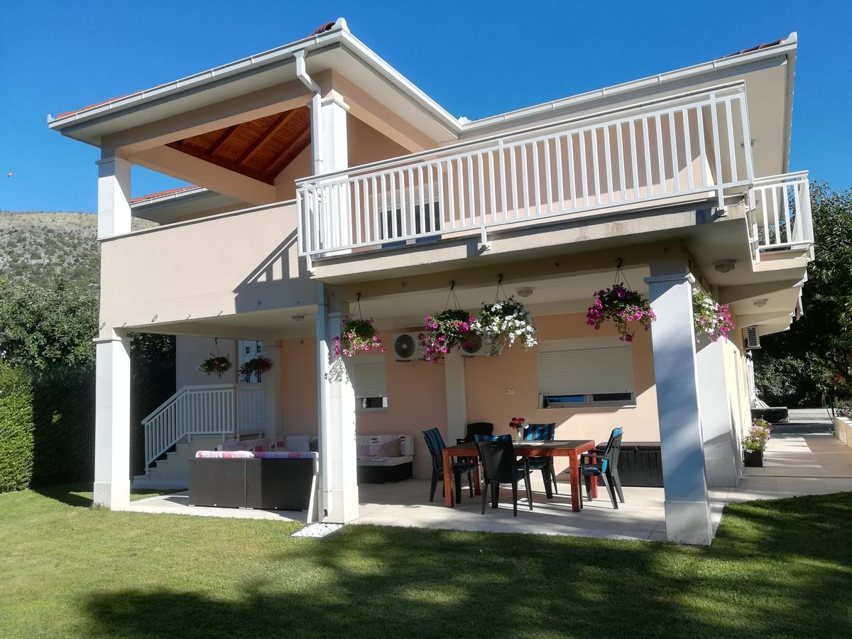 Riverside Guesthouse Pocitelj Exterior foto